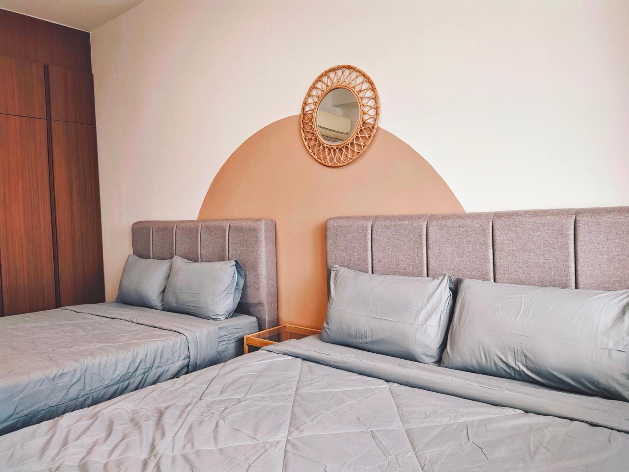 The Landmark By Katana 3Br To 4Br Luxury Seaview Landmark Homestay At Gurney 15-16Pax 无敌海景套房 Tanjung Tokong Exteriör bild