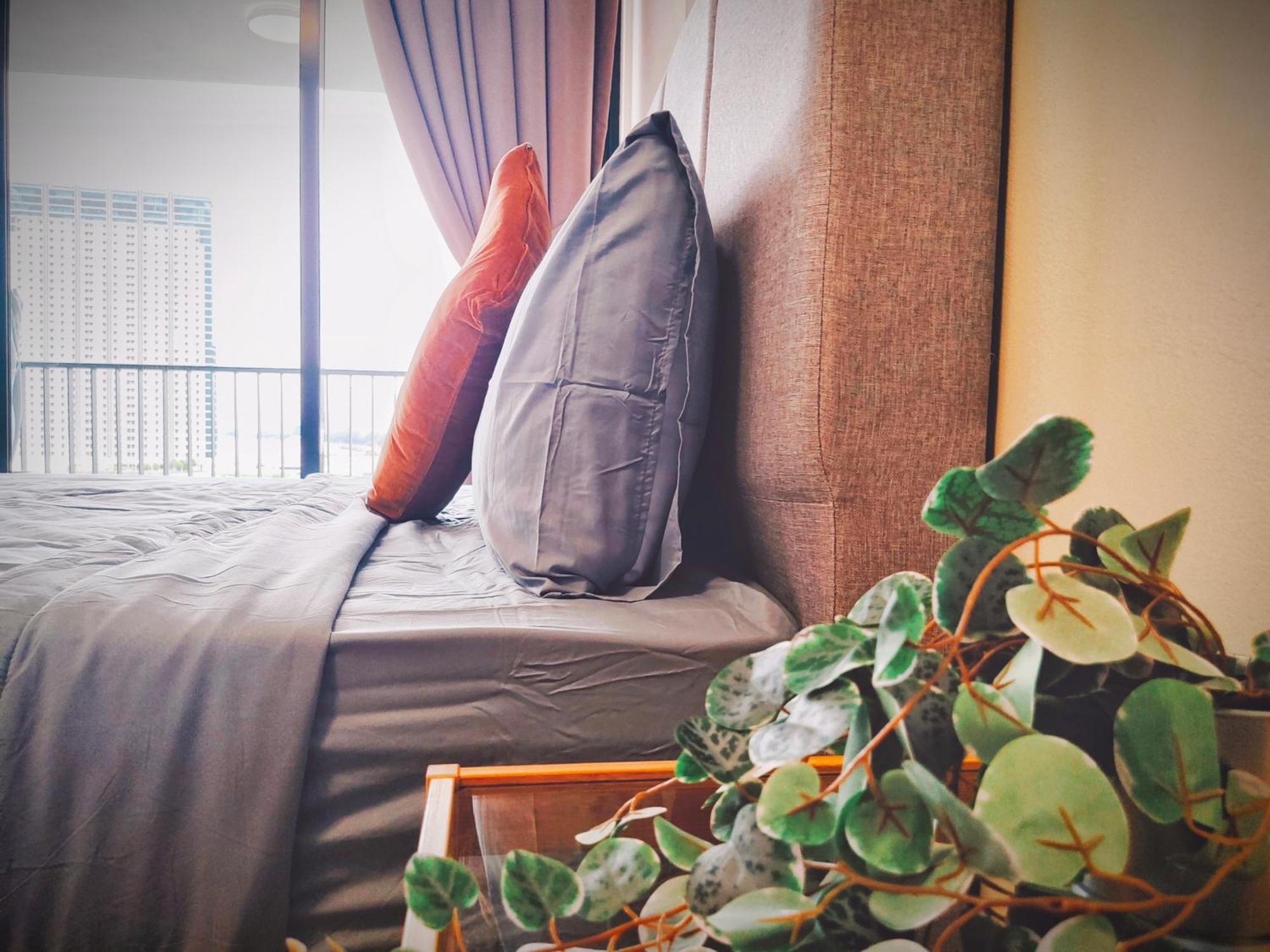 The Landmark By Katana 3Br To 4Br Luxury Seaview Landmark Homestay At Gurney 15-16Pax 无敌海景套房 Tanjung Tokong Exteriör bild