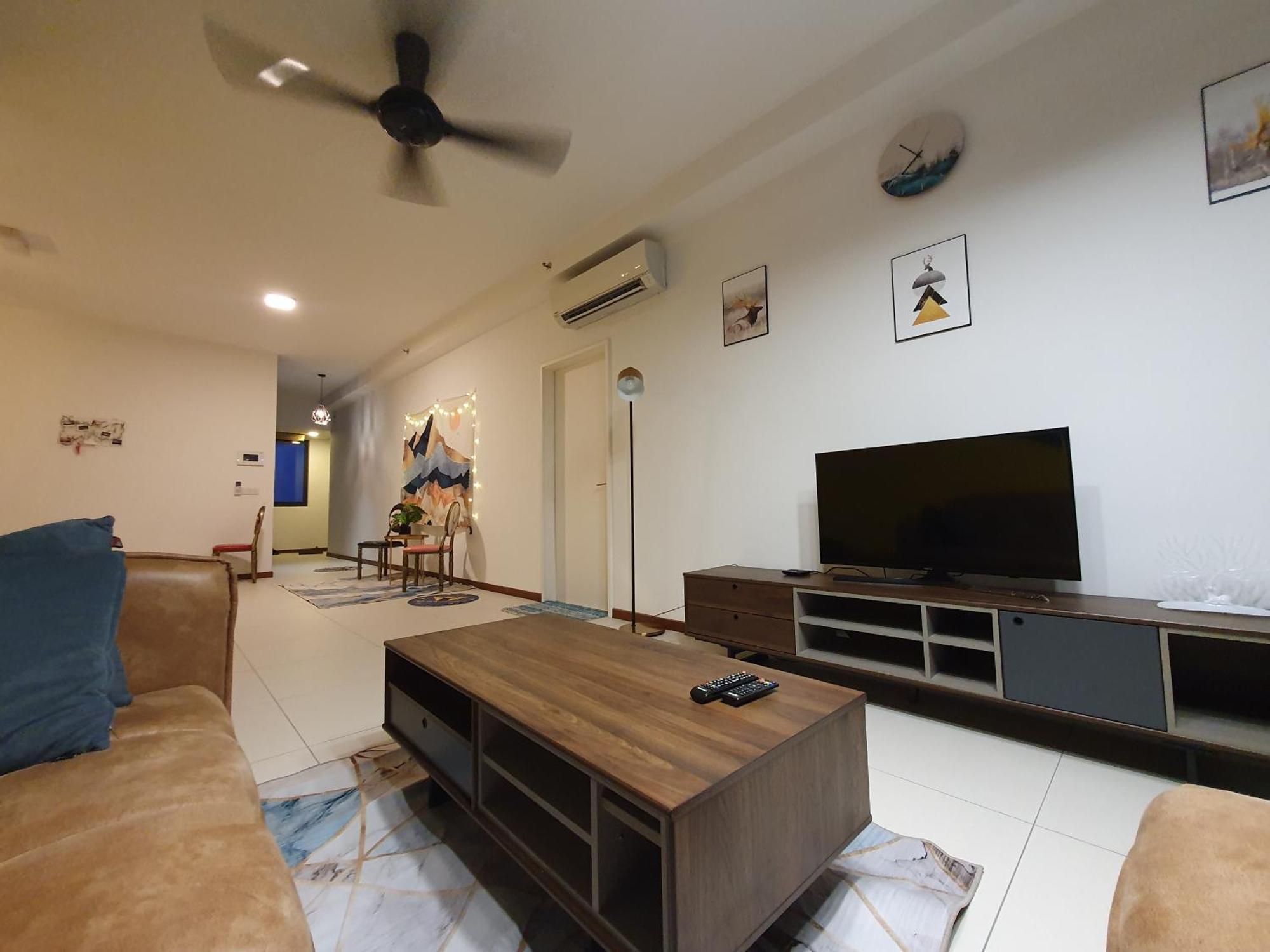 The Landmark By Katana 3Br To 4Br Luxury Seaview Landmark Homestay At Gurney 15-16Pax 无敌海景套房 Tanjung Tokong Exteriör bild