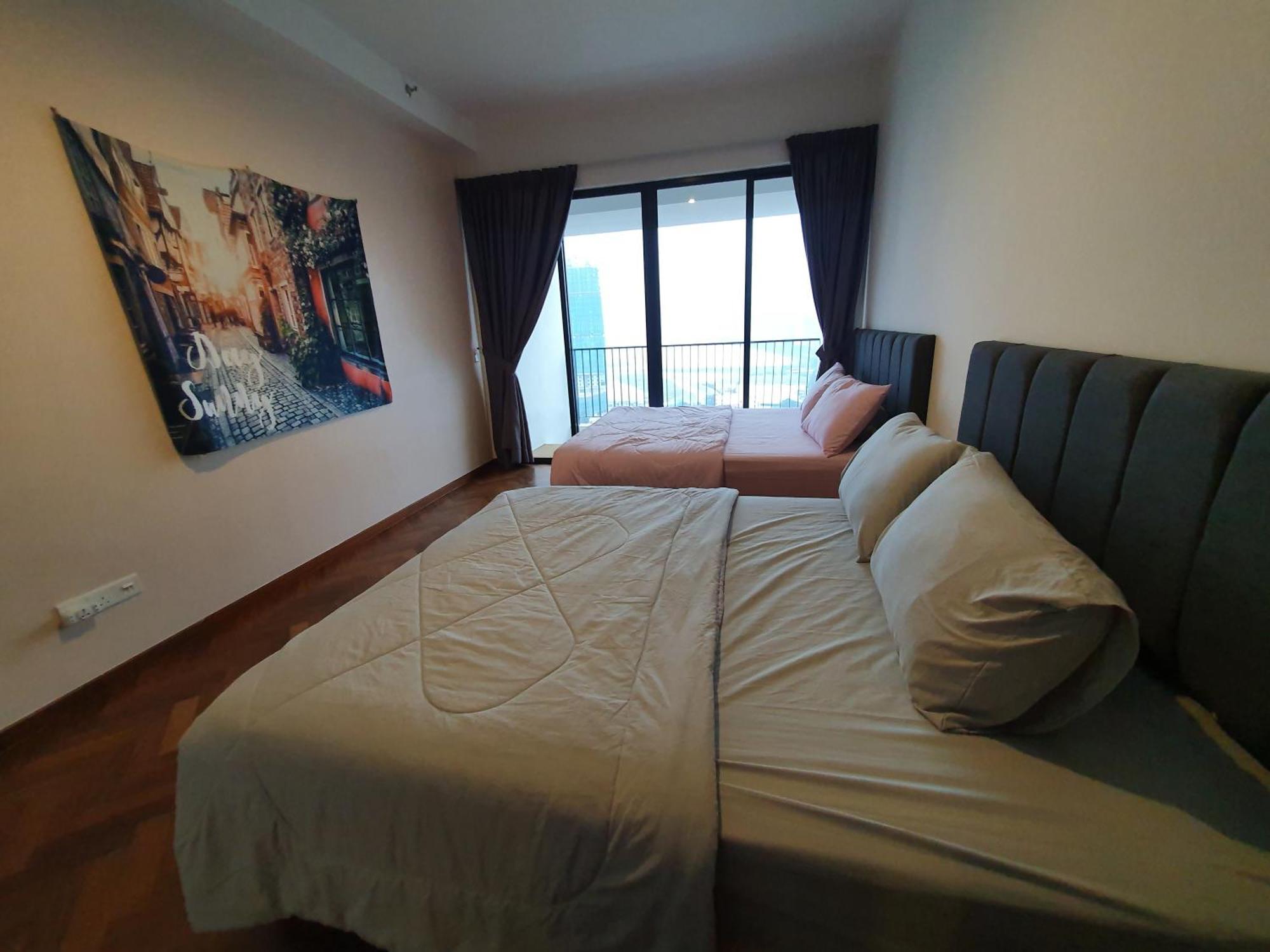 The Landmark By Katana 3Br To 4Br Luxury Seaview Landmark Homestay At Gurney 15-16Pax 无敌海景套房 Tanjung Tokong Exteriör bild