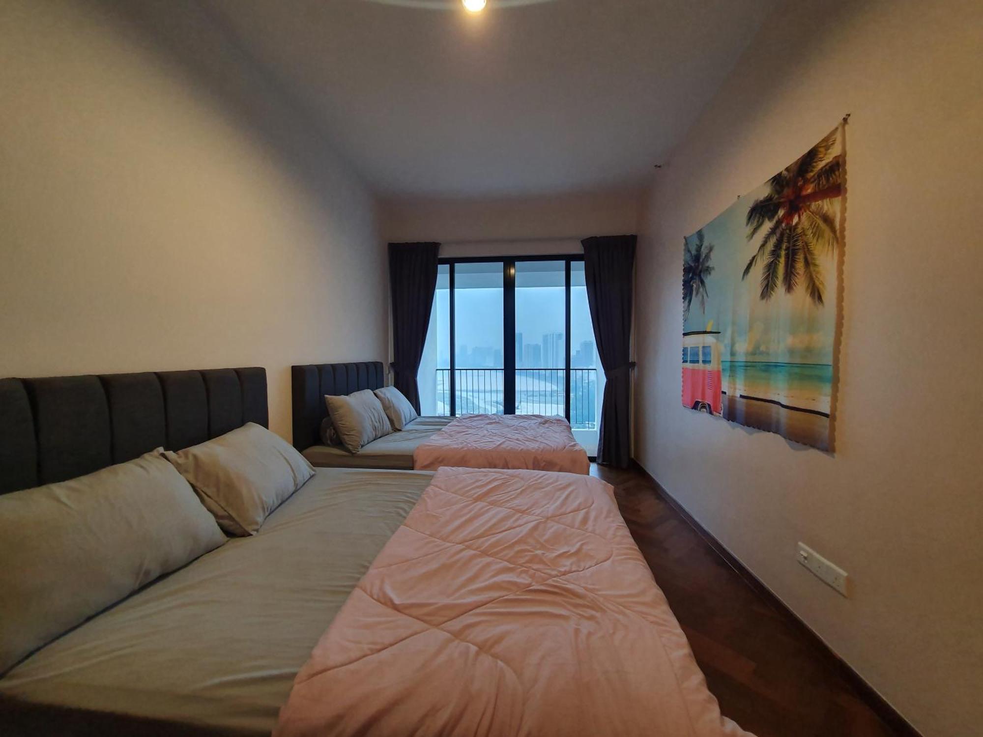 The Landmark By Katana 3Br To 4Br Luxury Seaview Landmark Homestay At Gurney 15-16Pax 无敌海景套房 Tanjung Tokong Exteriör bild
