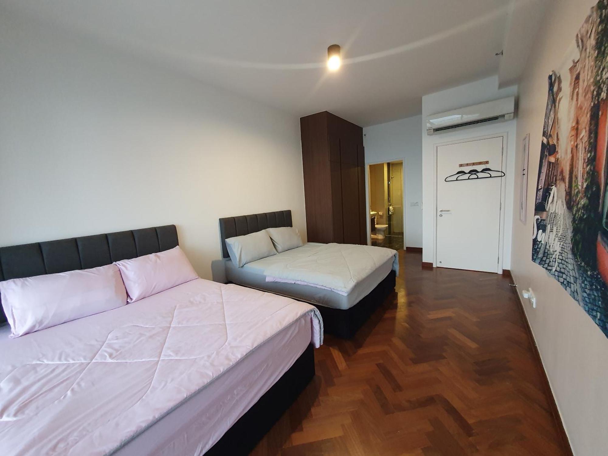 The Landmark By Katana 3Br To 4Br Luxury Seaview Landmark Homestay At Gurney 15-16Pax 无敌海景套房 Tanjung Tokong Exteriör bild