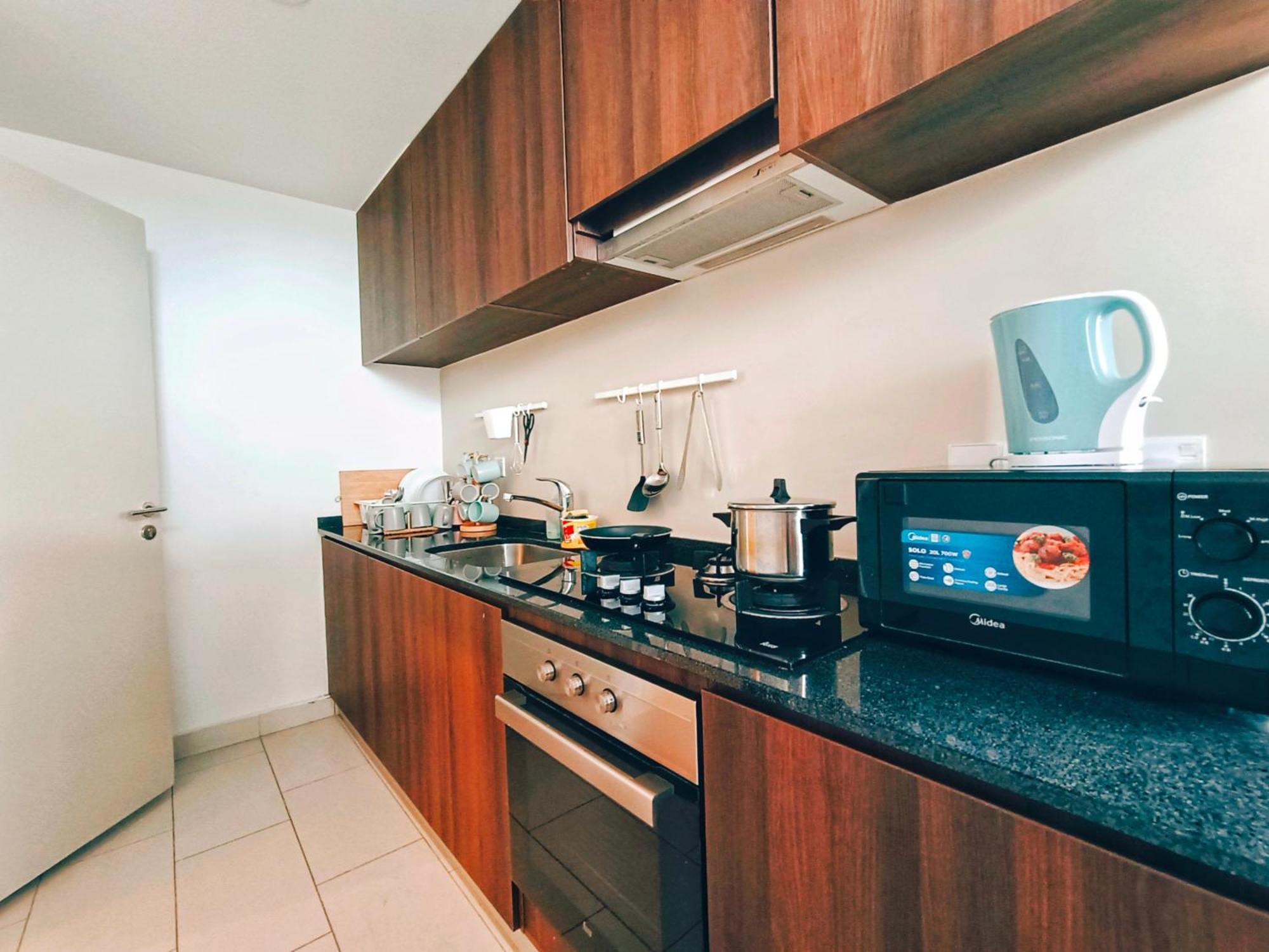 The Landmark By Katana 3Br To 4Br Luxury Seaview Landmark Homestay At Gurney 15-16Pax 无敌海景套房 Tanjung Tokong Exteriör bild