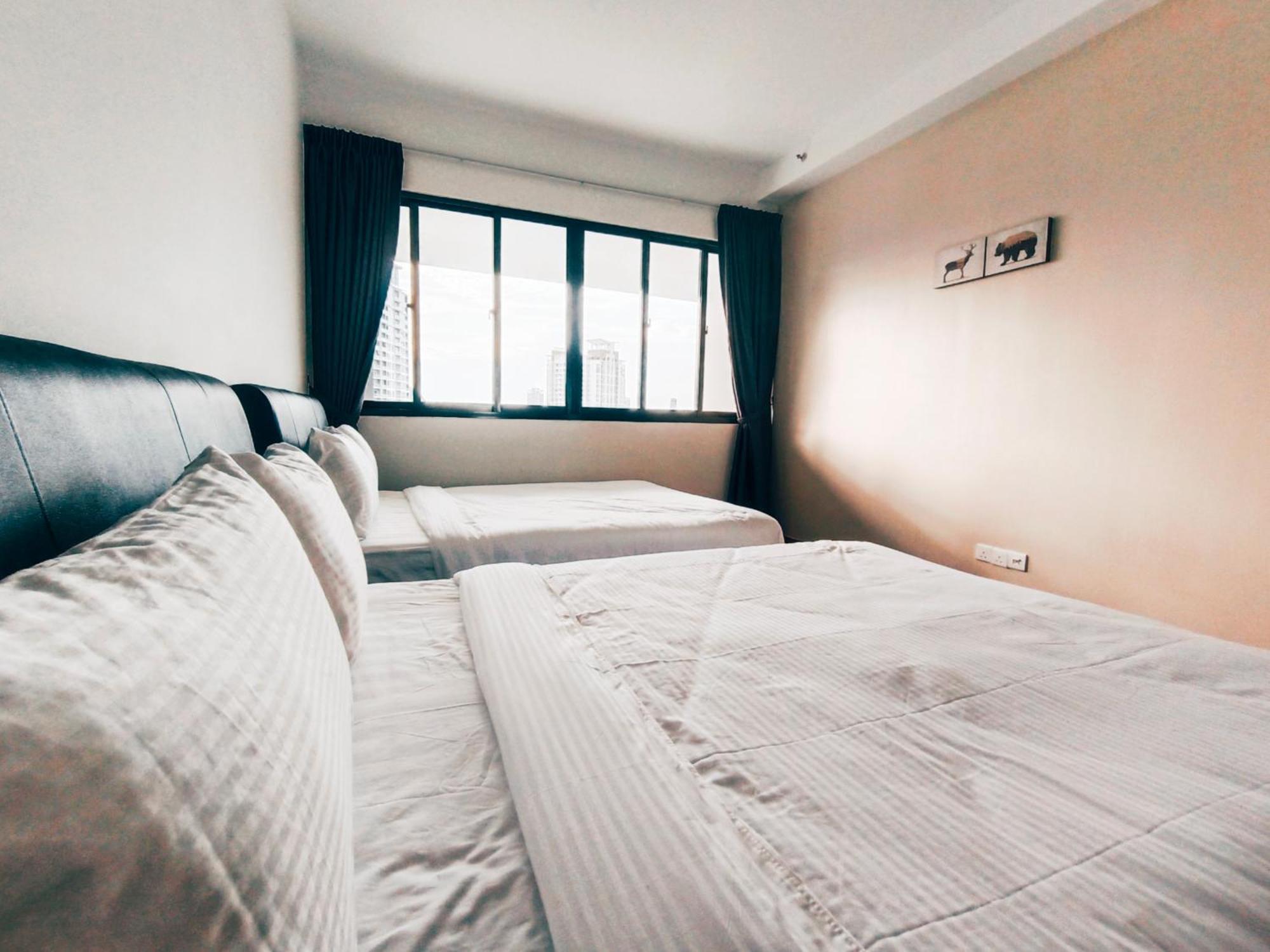 The Landmark By Katana 3Br To 4Br Luxury Seaview Landmark Homestay At Gurney 15-16Pax 无敌海景套房 Tanjung Tokong Exteriör bild